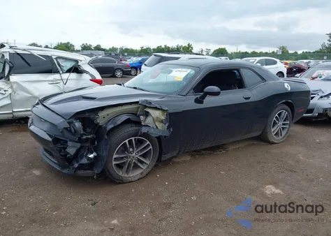2019 Dodge Challenger Sxt Awd из США, поврежденный, VIN 2C3CDZGG7KH676201